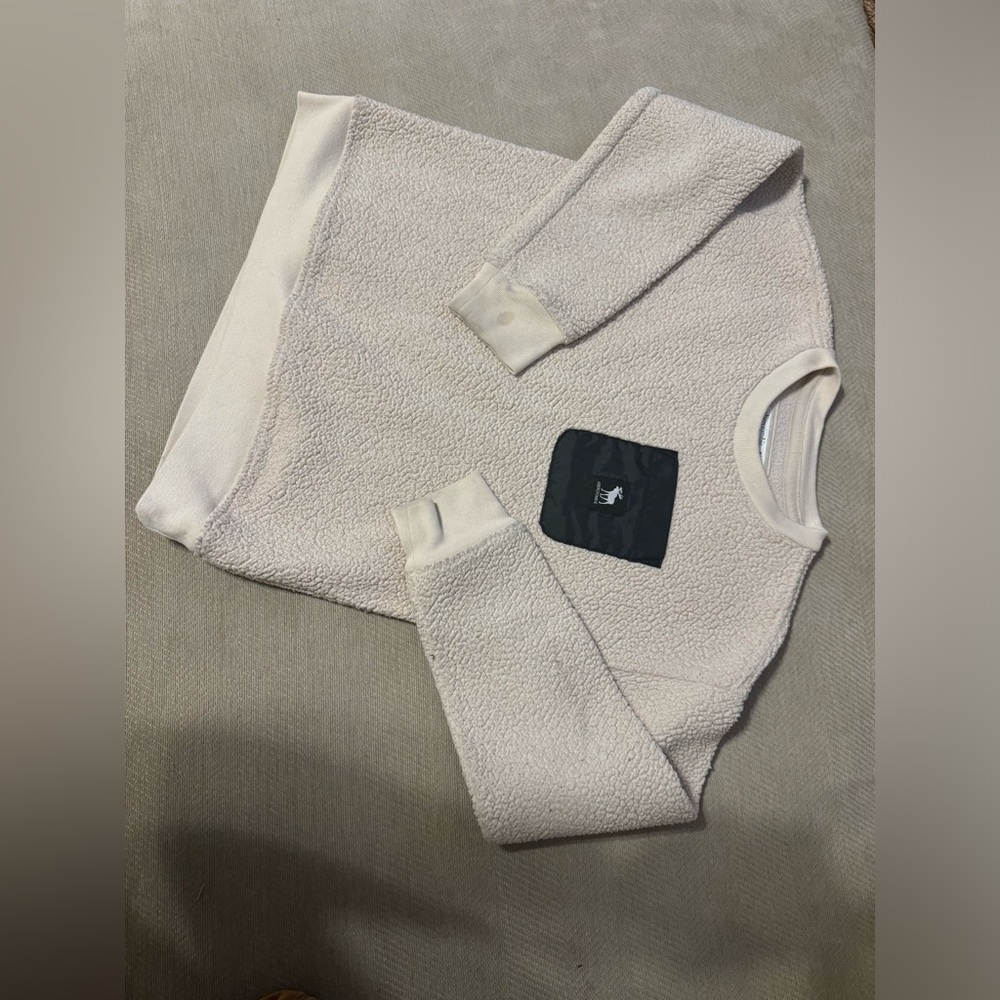Abercrombie kids fuzzy crew neck sweatshirt